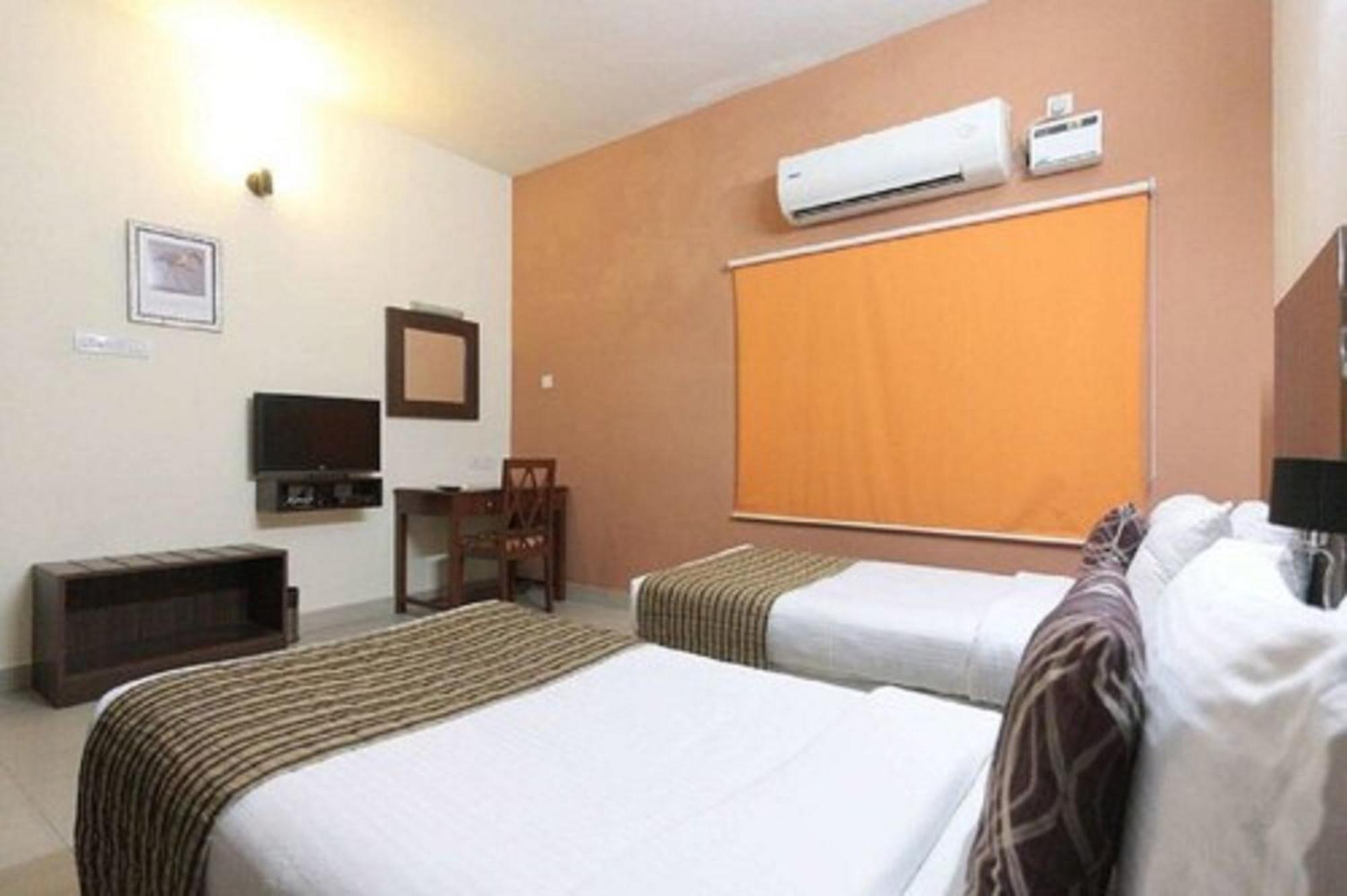 Hotel Shanti House New Delhi Karnail Singh Stadium Gate No 1 Kültér fotó