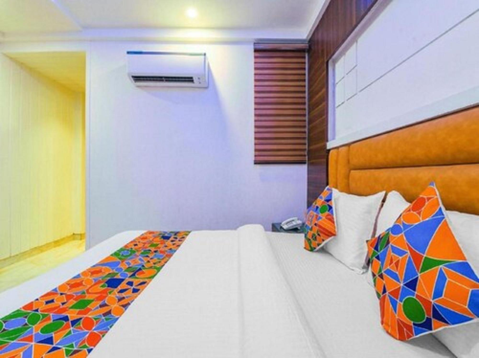 Hotel Shanti House New Delhi Karnail Singh Stadium Gate No 1 Kültér fotó