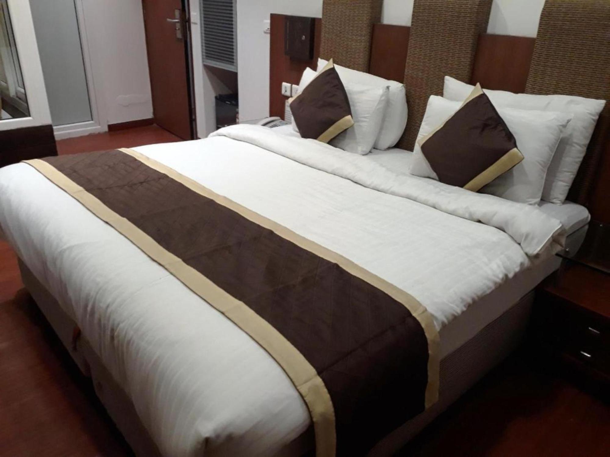 Hotel Shanti House New Delhi Karnail Singh Stadium Gate No 1 Kültér fotó